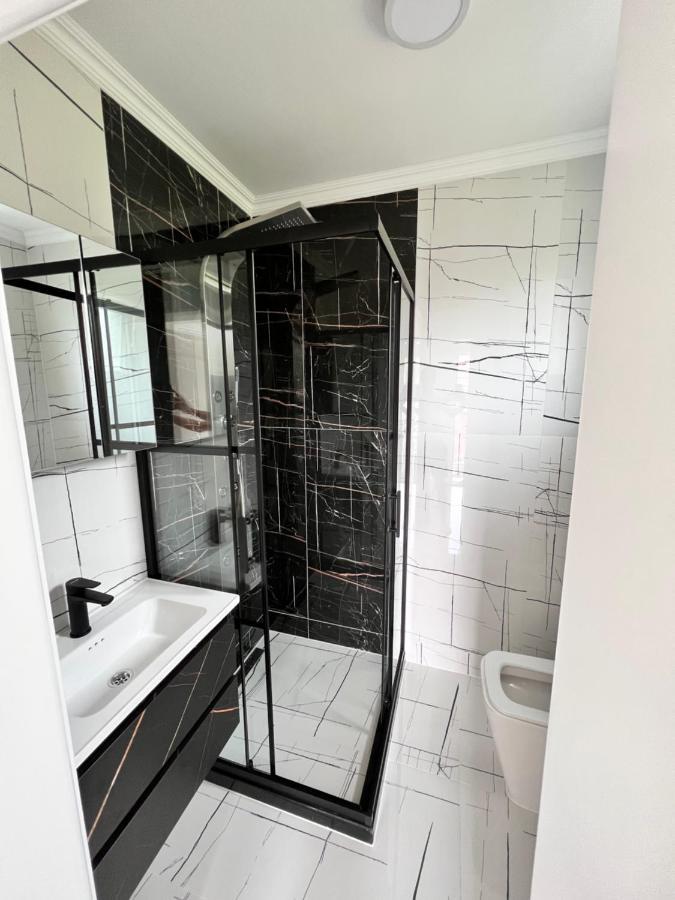 Ema Apartments Плав Екстериор снимка